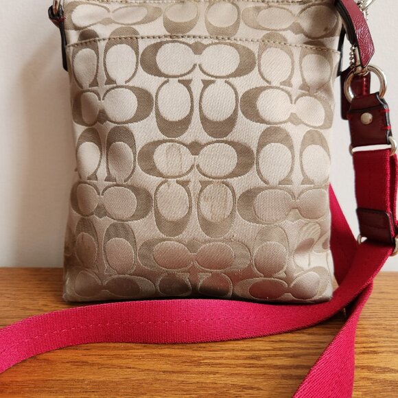 COACH MONOGRAM POPPY SIGNATURE SATIN CROSSBODY BAG - Picture 4 of 9